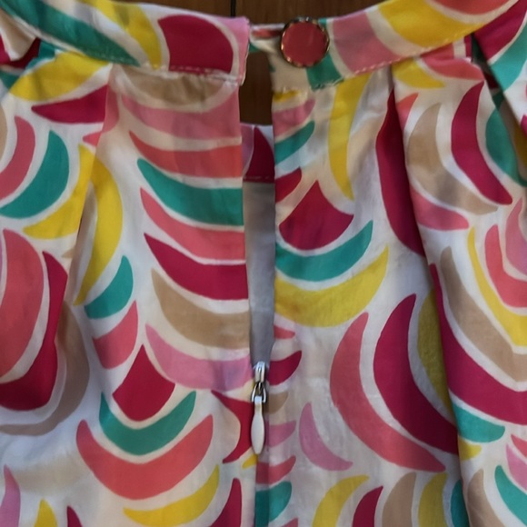 Britt Ryan Shell - Picture 4 of 6